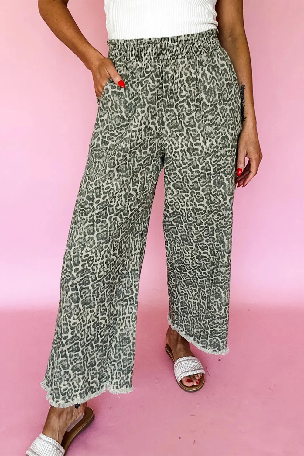 Hem Elastic Waist Loose Pull On Jeans