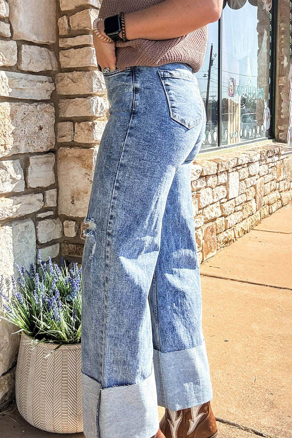 Mineral Wash Bottom Cuff Distressed Wide Leg Jeans