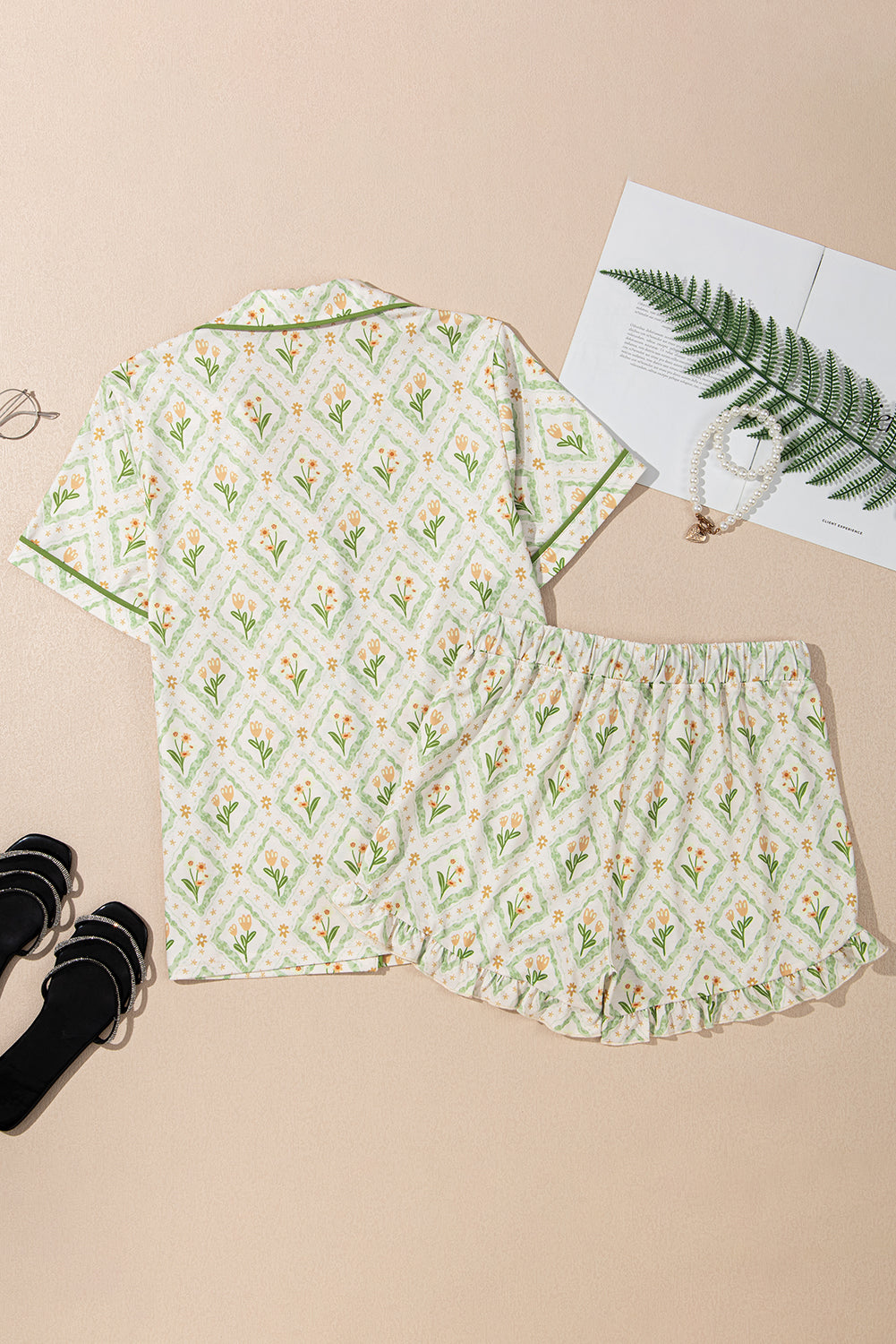 Floral Print Contrast Pipping Short Pajamas Set