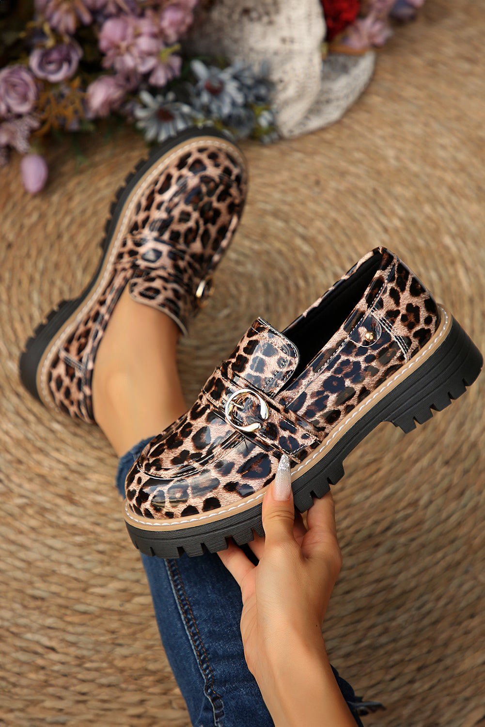 Retro Leopard PU Leather Loafer Shoes