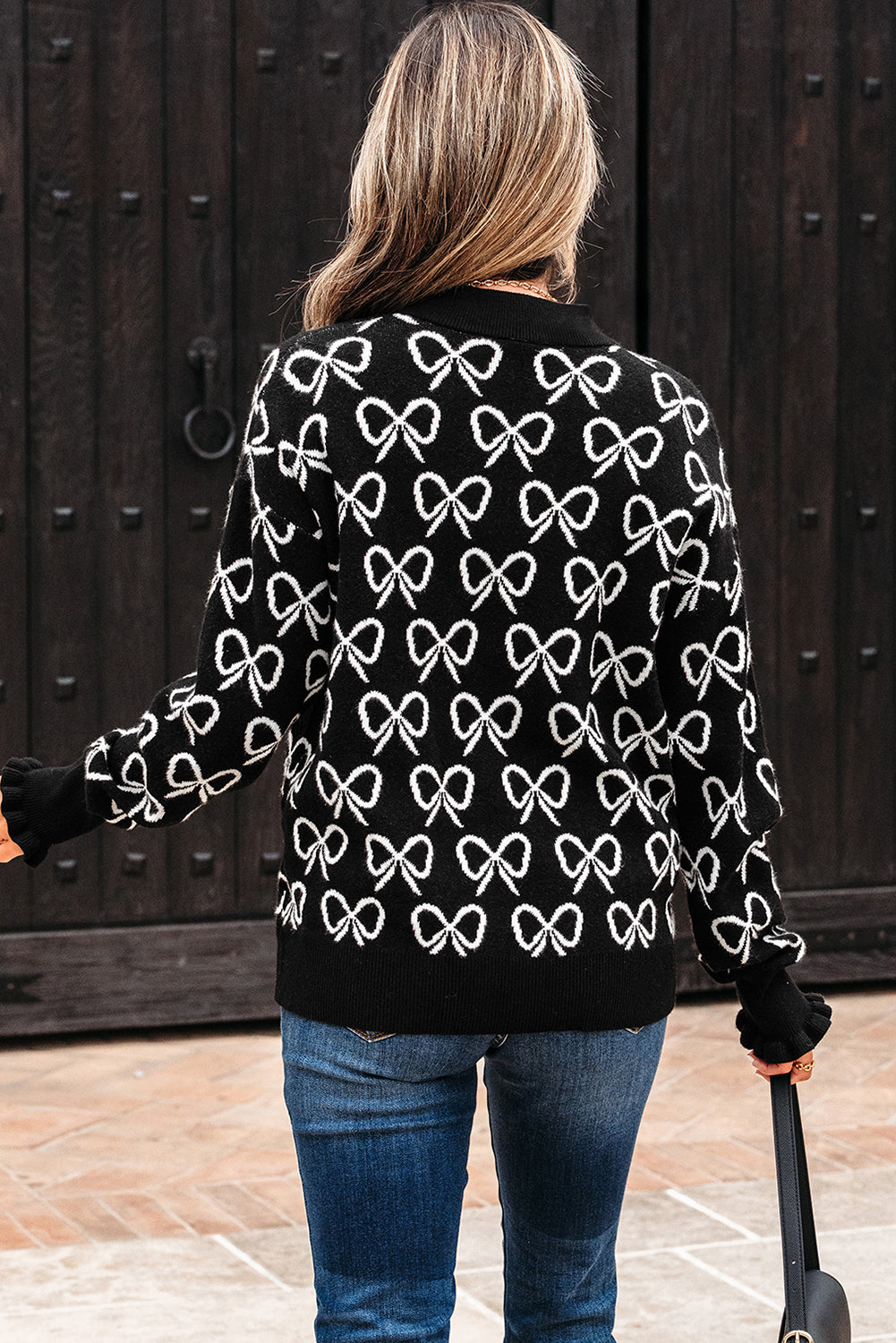 Cute Bow Pattern Drop Shoulder Zipped Collar Sweater