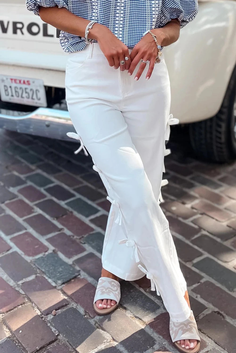 Detail Straight Leg Loose Jeans