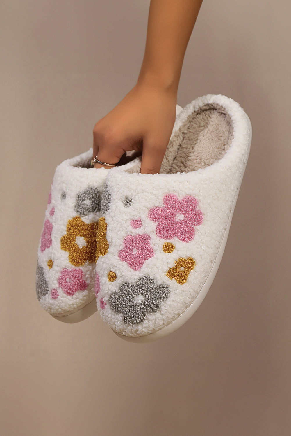 Fuzzy Flower Pattern Winter House Slippers