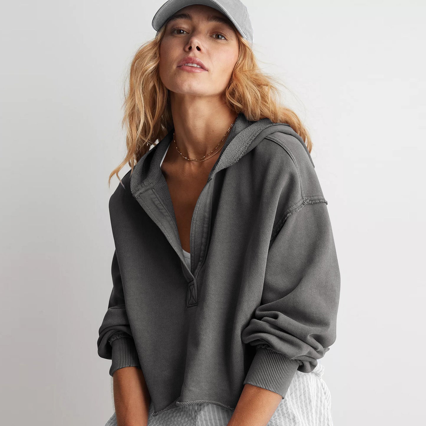 V-neck Pullover Long-sleeved Shirt