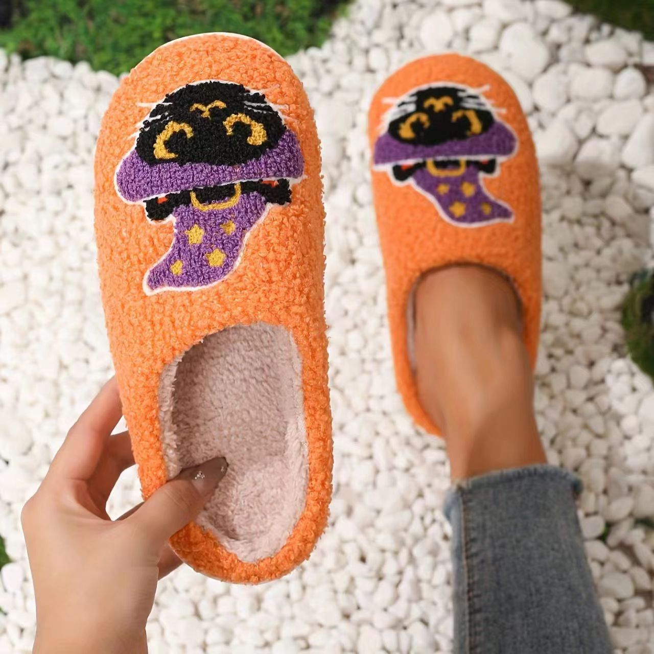 Anti-Skid And Warm Slippers