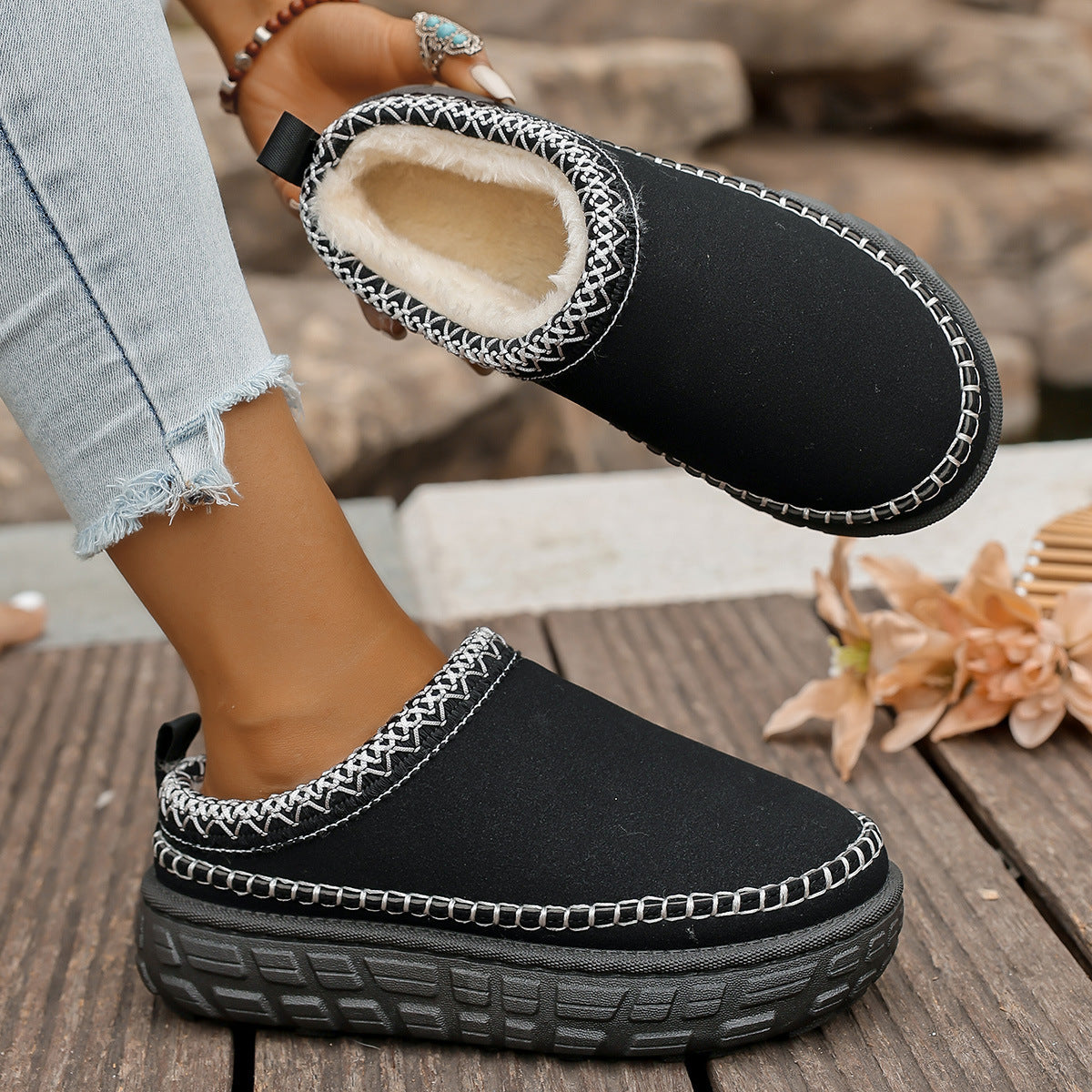 Lace-up Snow Boots Warm Boots Pattern Low-top Warm Shoes