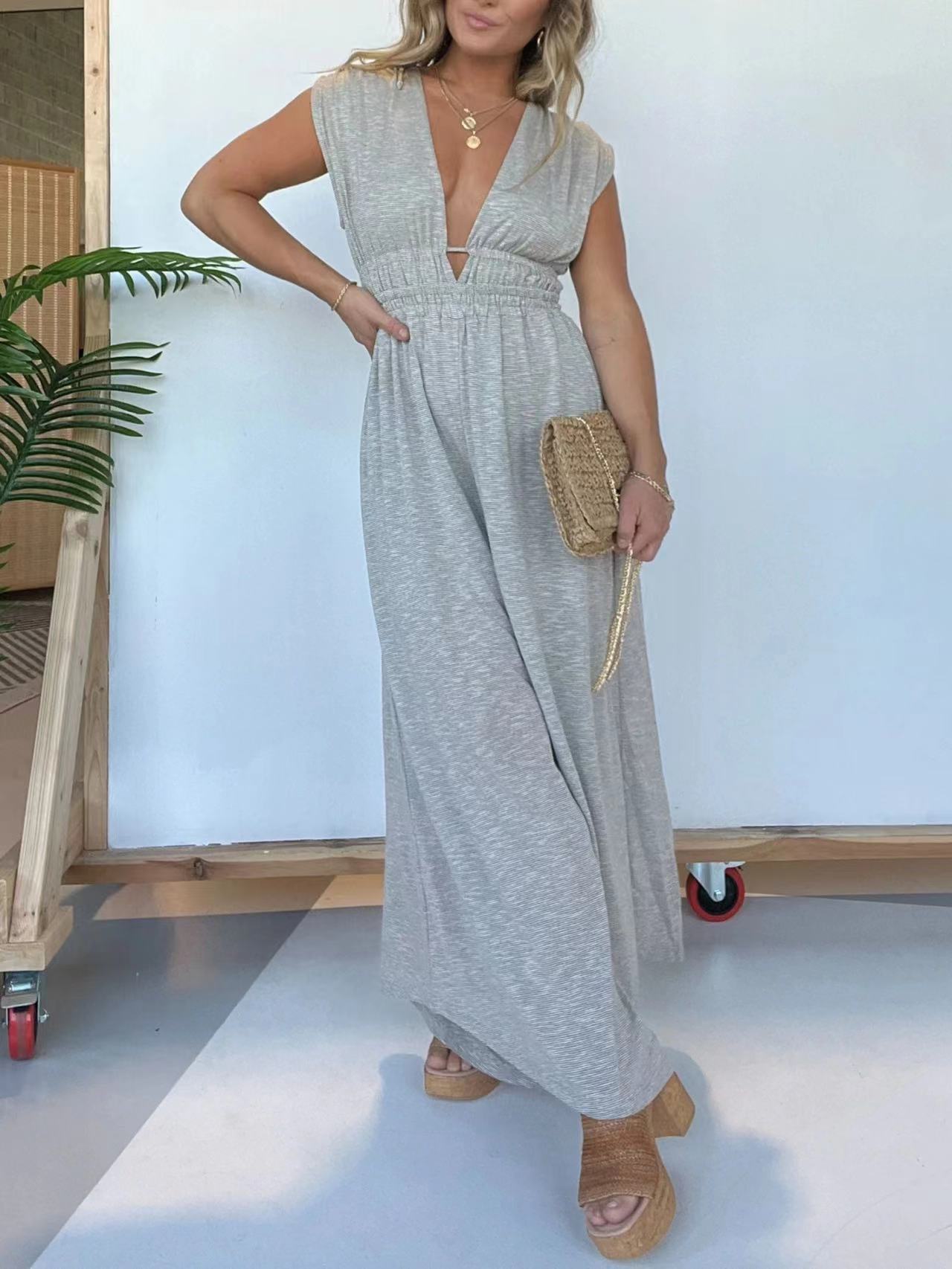V Neck Sleeveless Jumpsuit