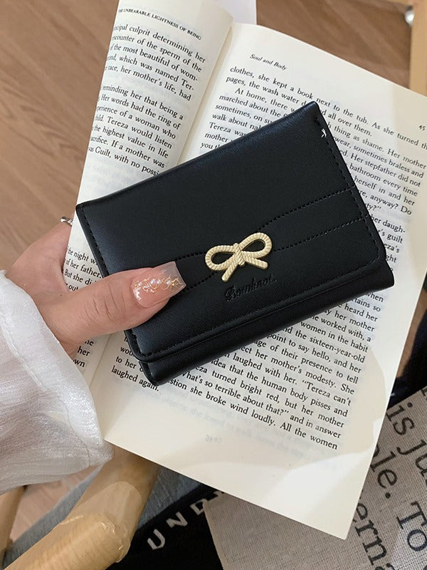Lady's Purse With Bow Tie