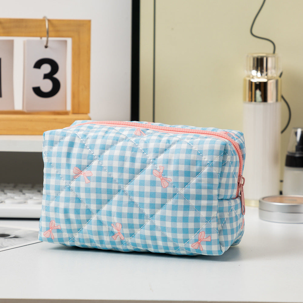 Bow Large Capacity Hand-held Cosmetic Bag