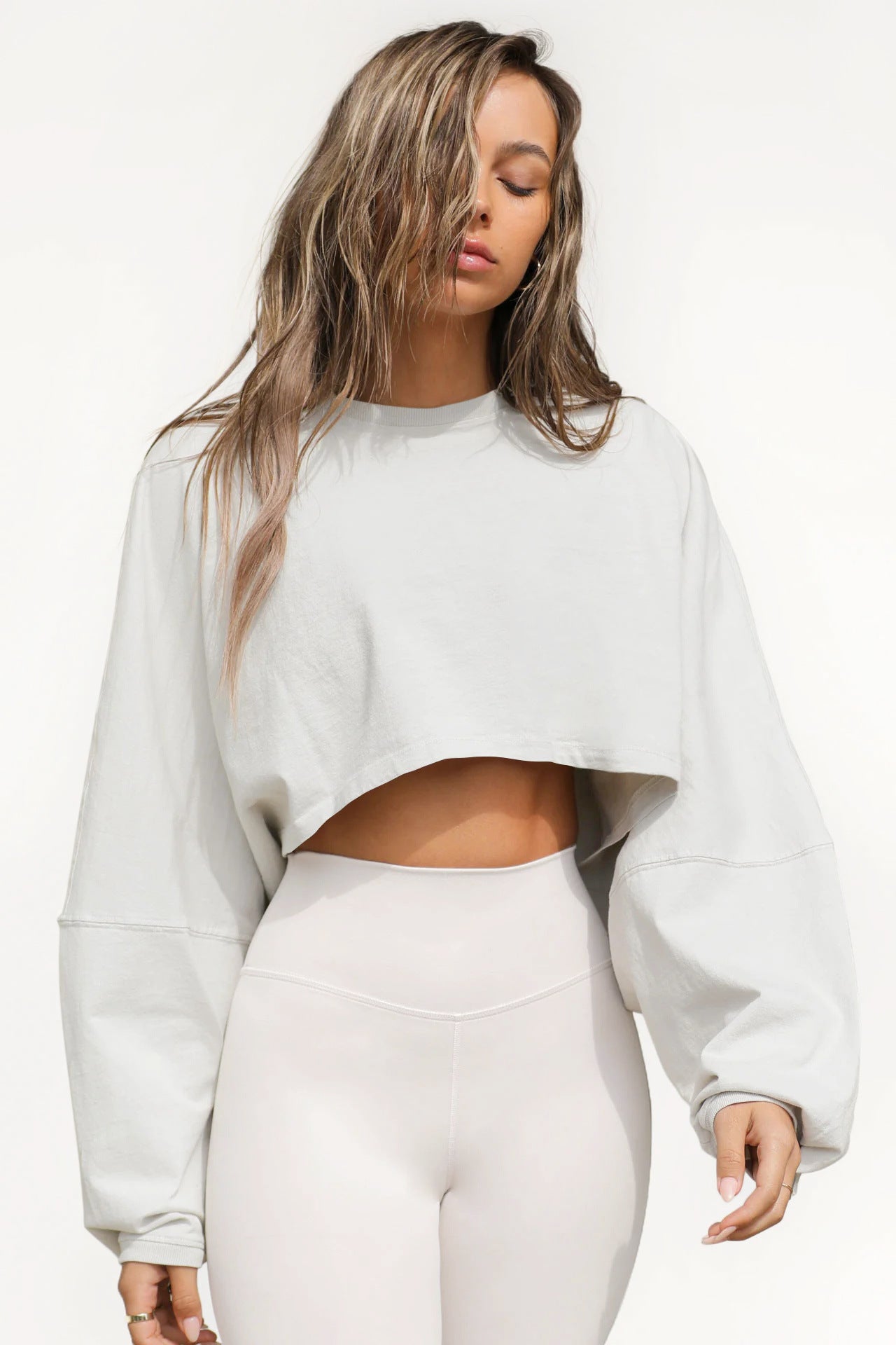Midriff-Baring Round Neck Sweatshirt T-shirt