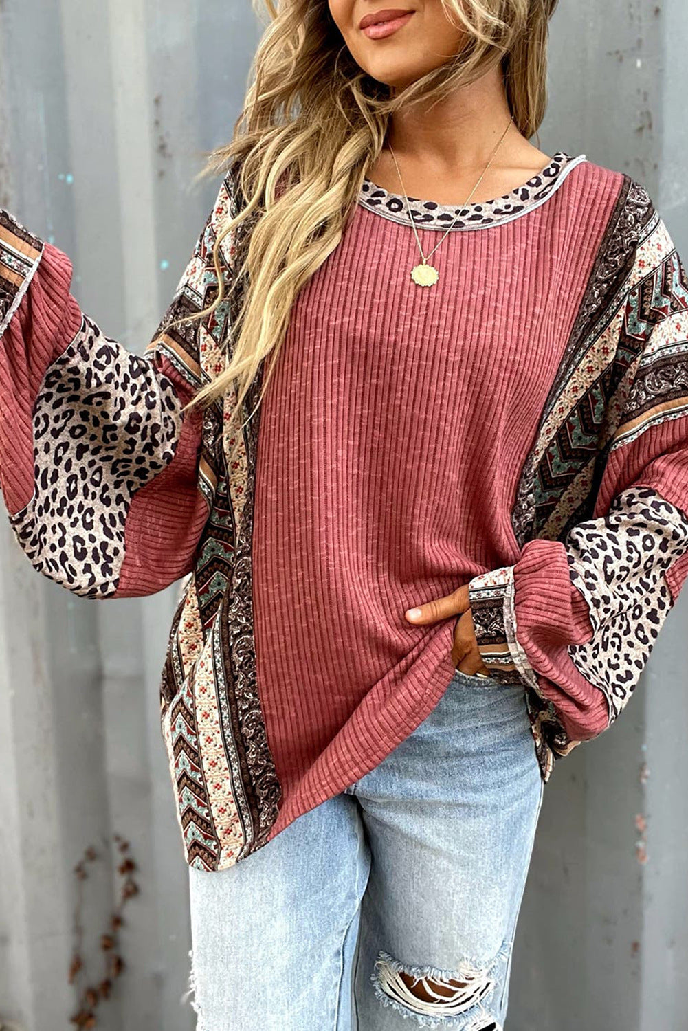 Round Neck Hooded Loose Sweatshirt