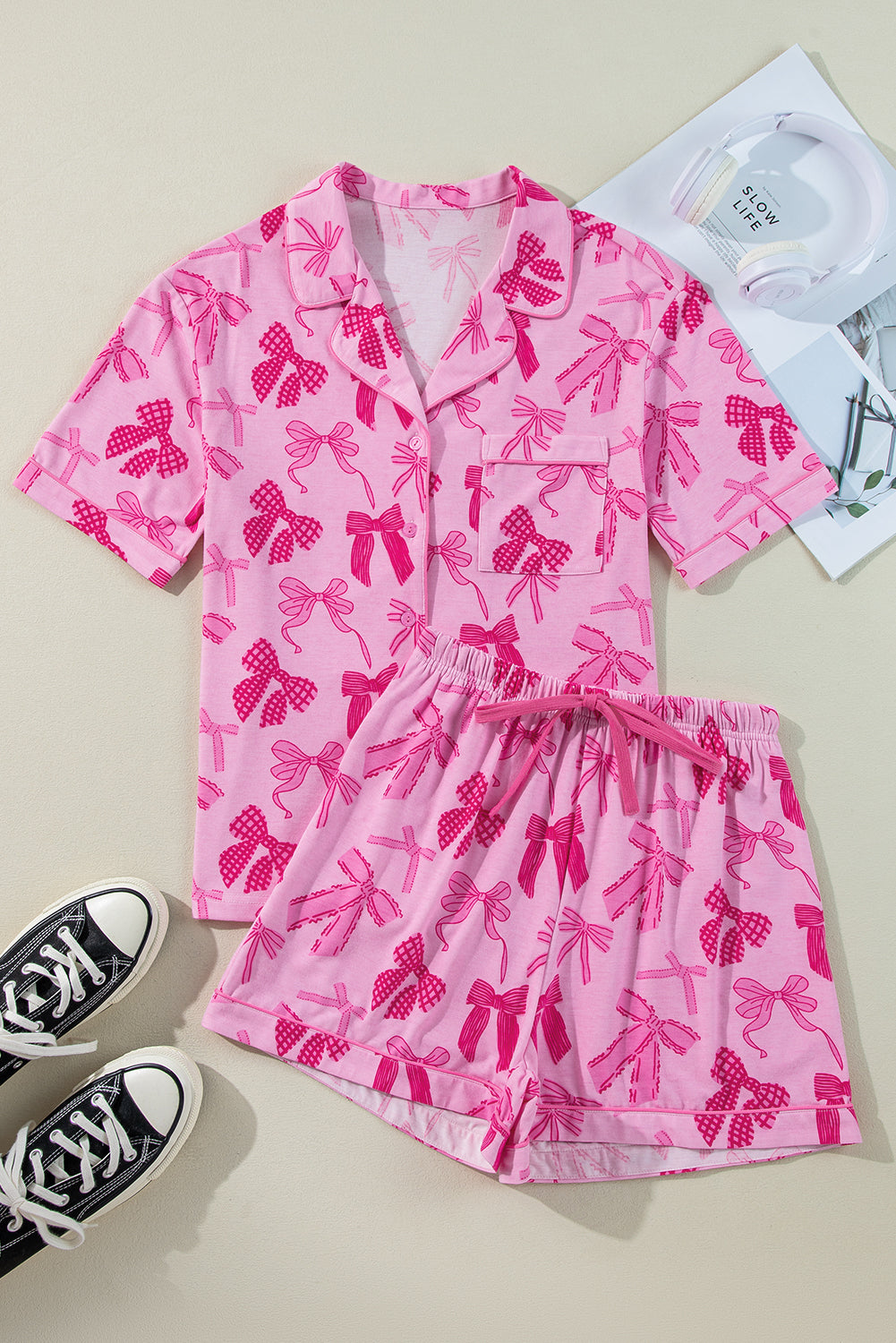 Bow Print Half Sleeve Shirt and Shorts Pajamas Set