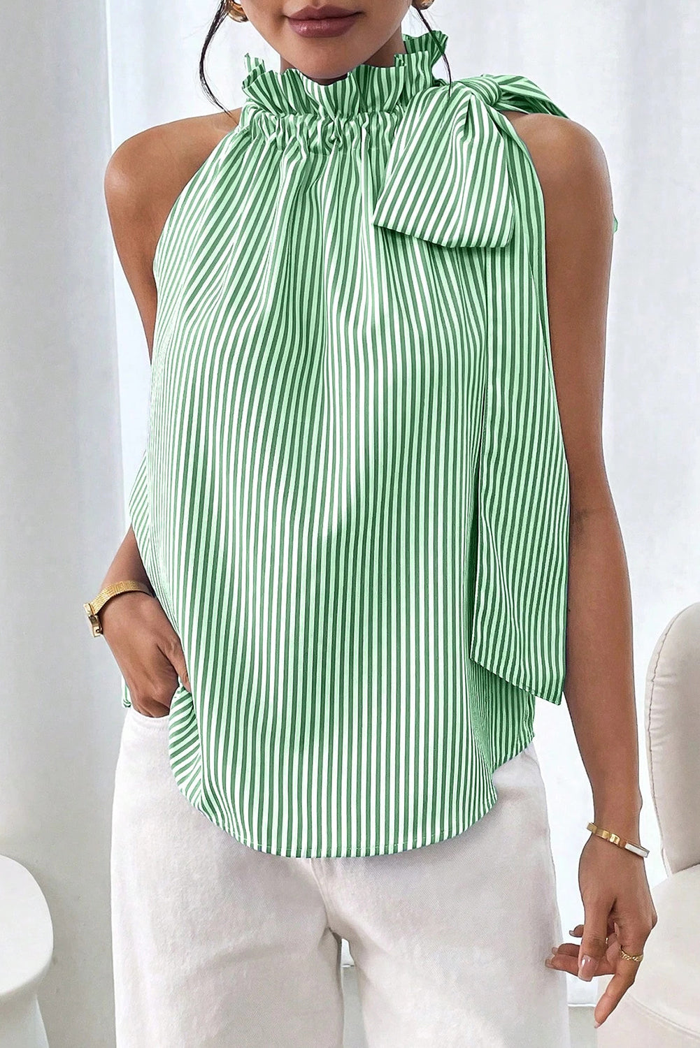 Tied Knot Frilled Collar Sleeveless Top