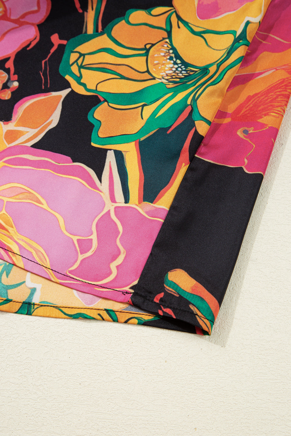 Floral Print Smocked Cuffs Puff Sleeve V Neck Blouse