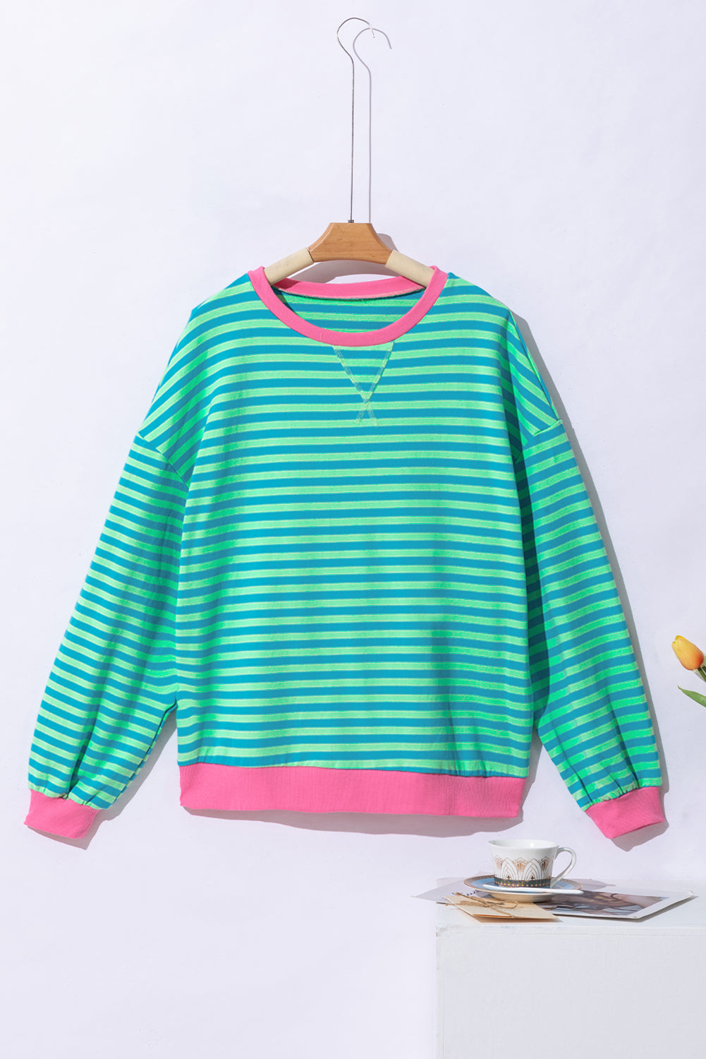 Oversized Contrast Trim Pullover Sweatshirt