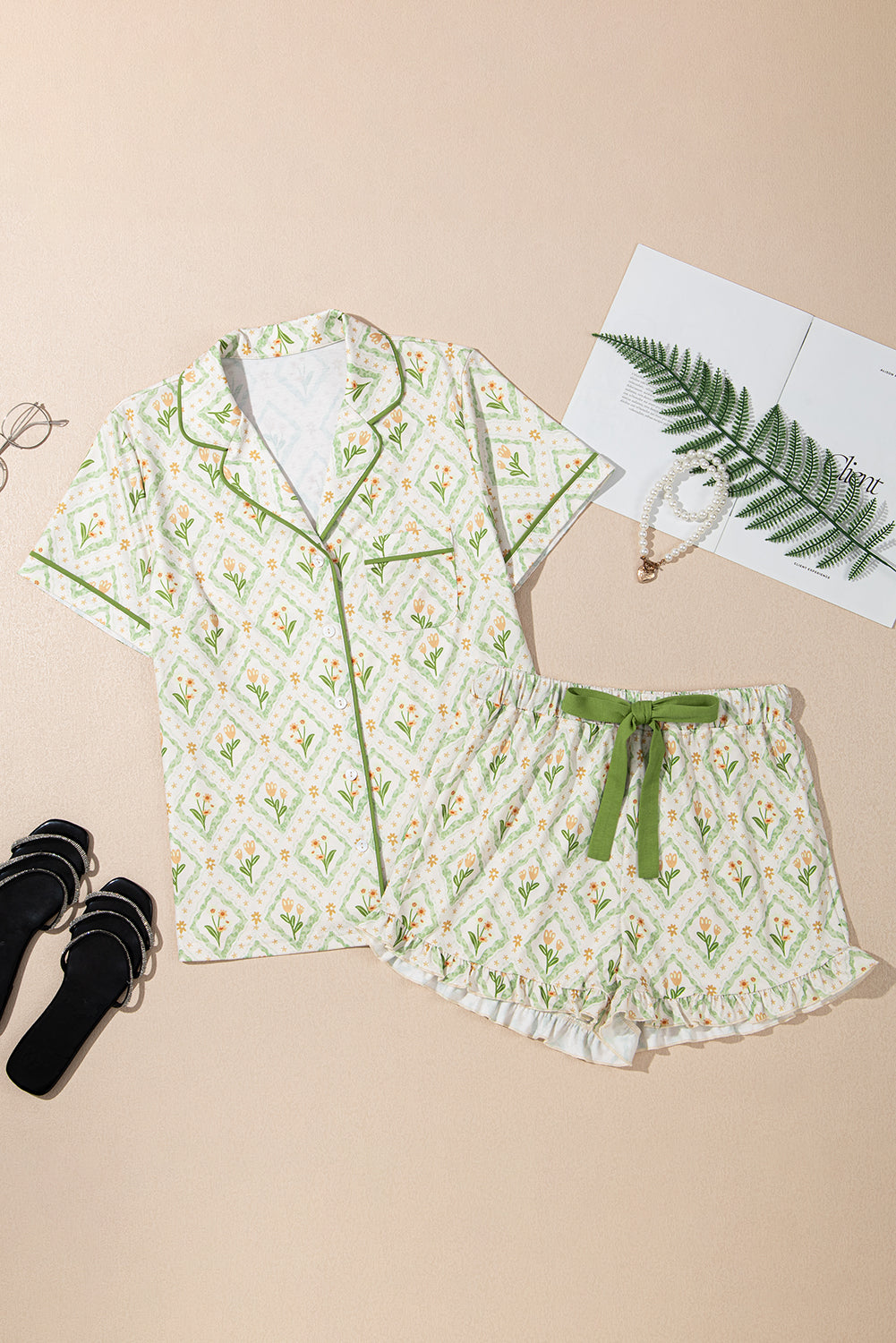 Floral Print Contrast Pipping Short Pajamas Set