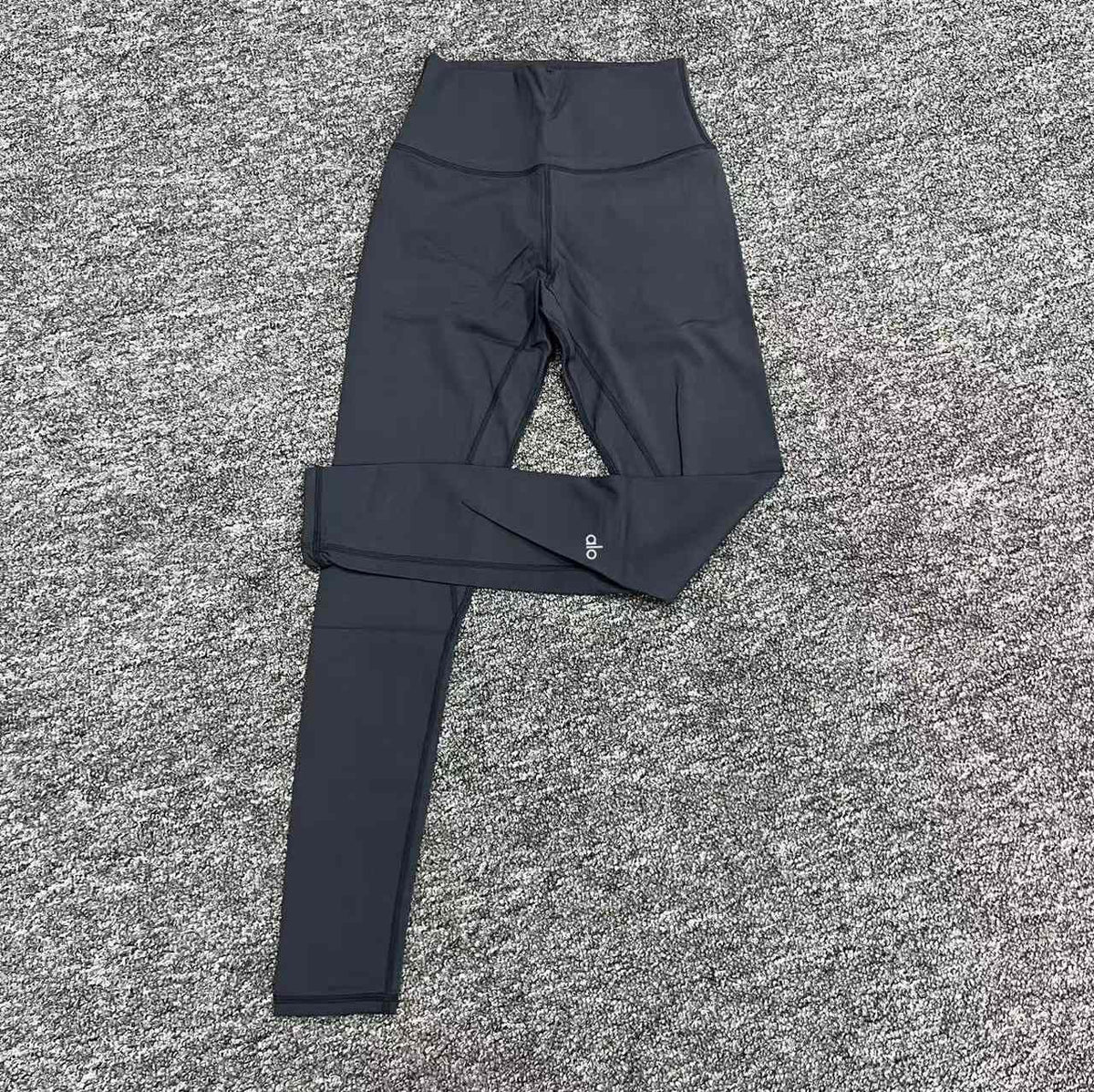 Women's Cropped Sports Pants