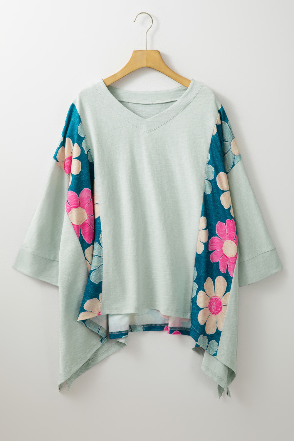 Plus Size Flower Patchwork Exposed Seam Top