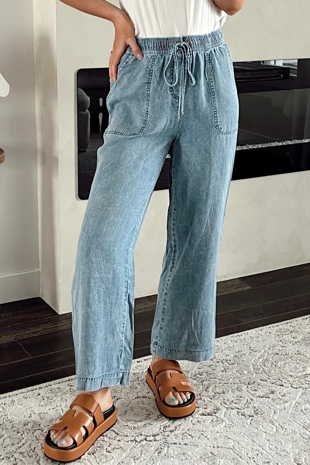 Wash Drawstring Waist Straight Denim Pants