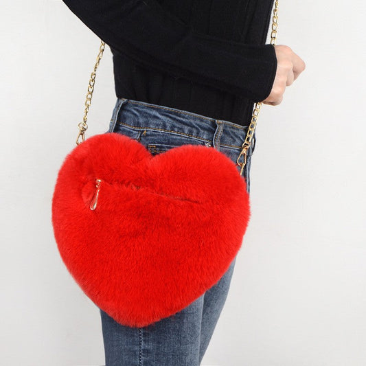 Plush Heart-Shaped Chain Bag