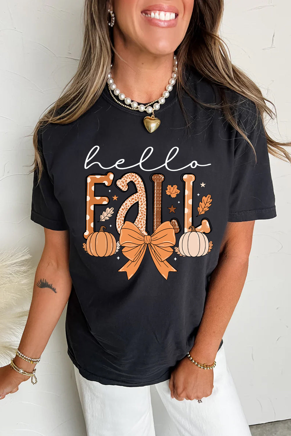 Hello Fall Thanksgiving Bow Pumpkin Graphic Tee