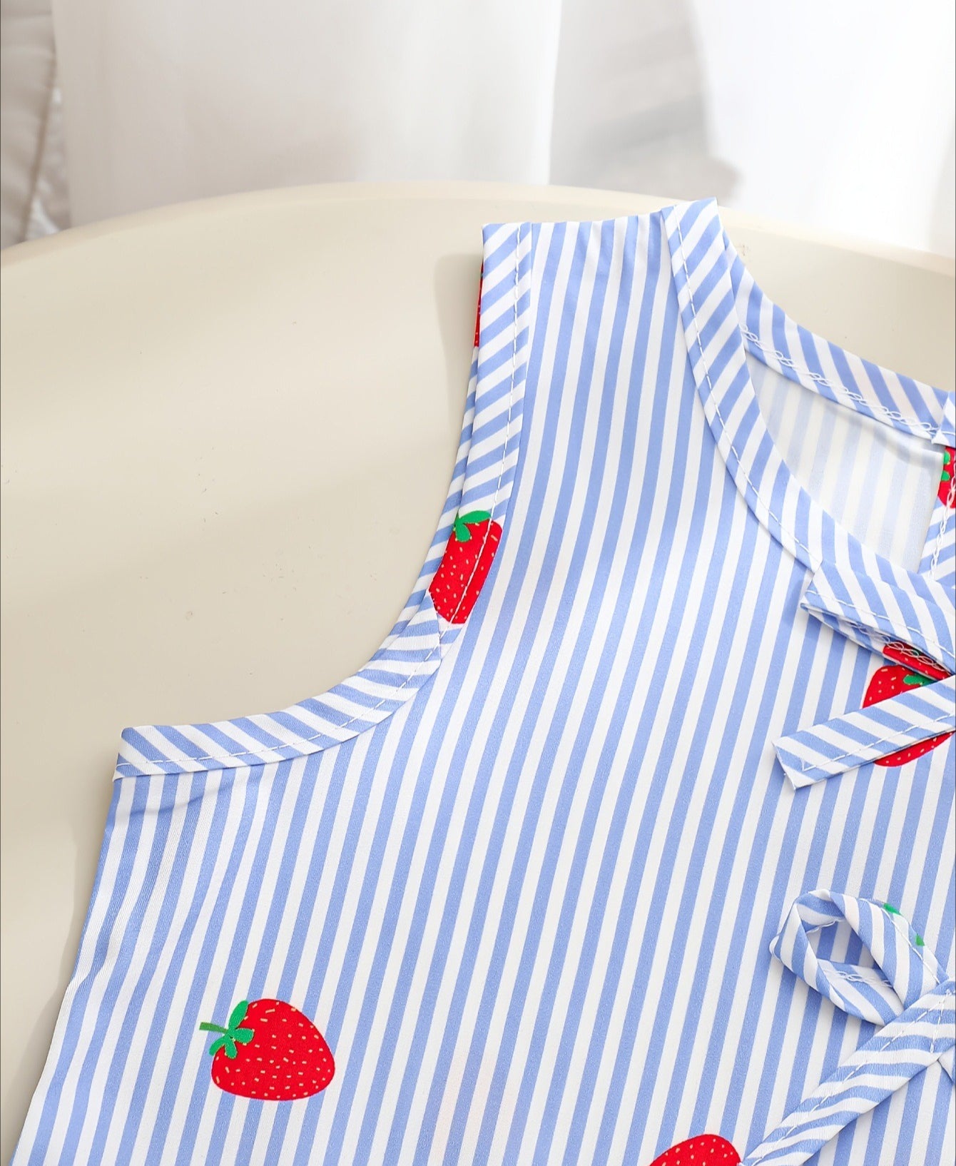 Strawberries and Bows set