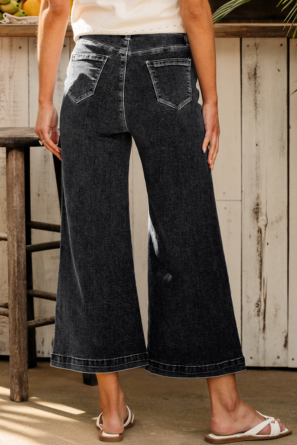 Plain Seam Detail Flared Bottom Ankle Length Jeans