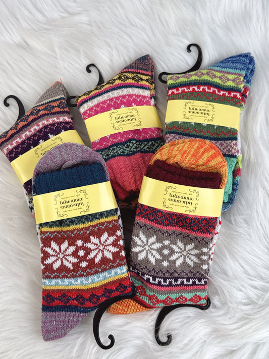 5 Pairs Nordic Snowflakes Pattern Socks Set (JG002)