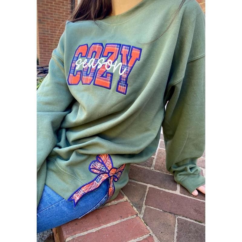 Christmas Bow Patch Sweatshirt