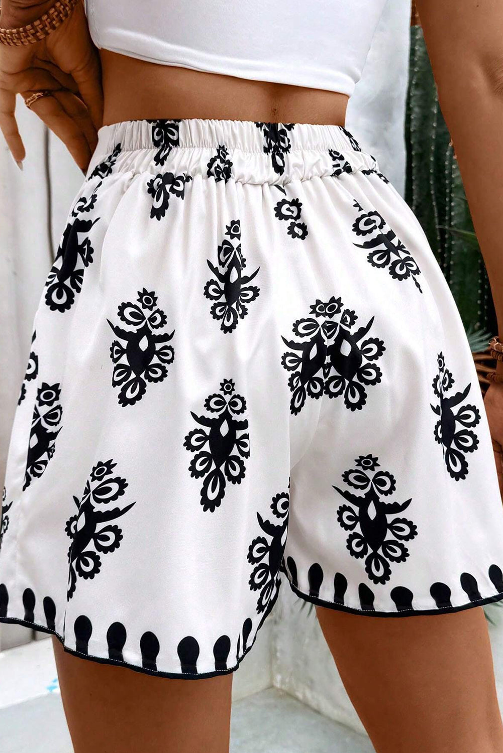 Tribal Geometric Print Belted High Waist Casual Shorts