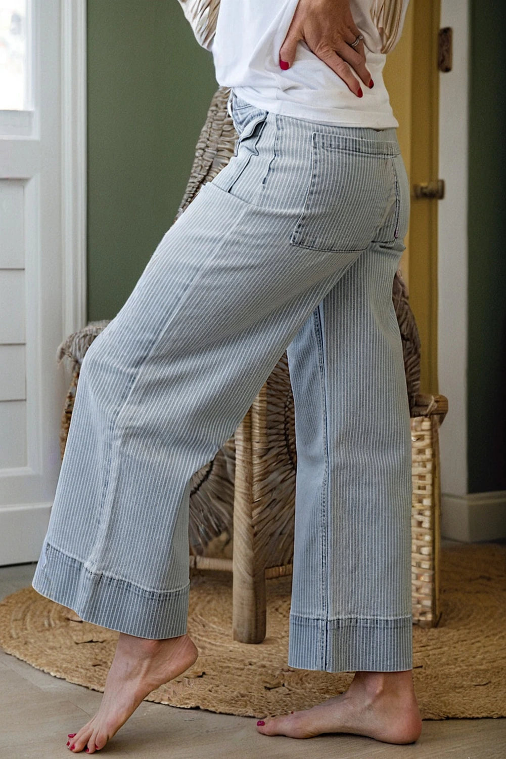 Cuffed Hem Wide Leg Jeans