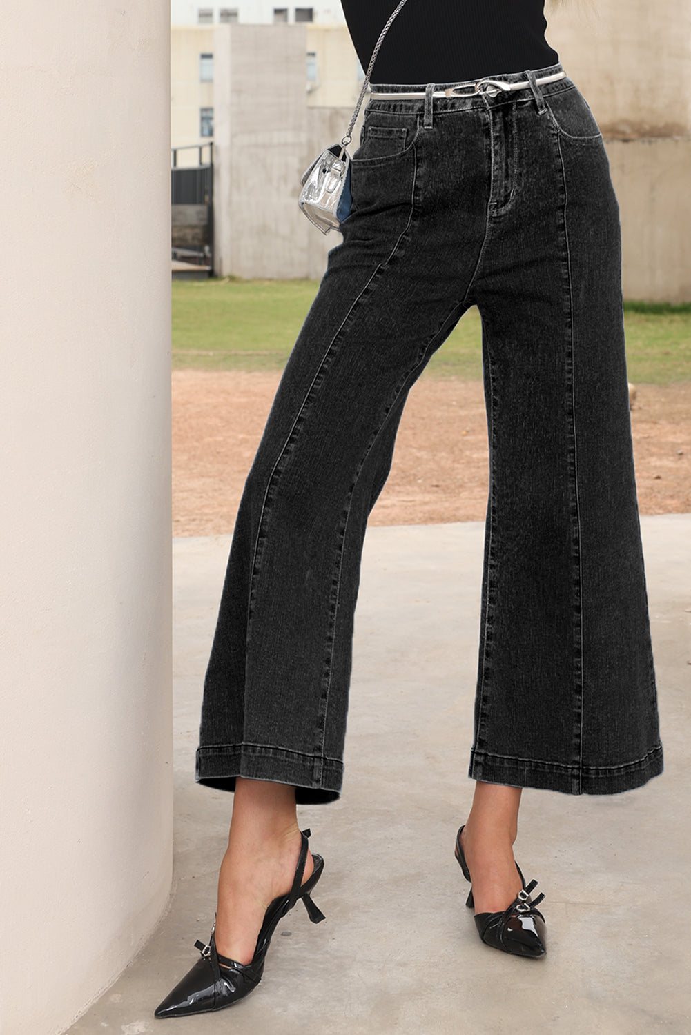 Plain Seam Detail Flared Bottom Ankle Length Jeans
