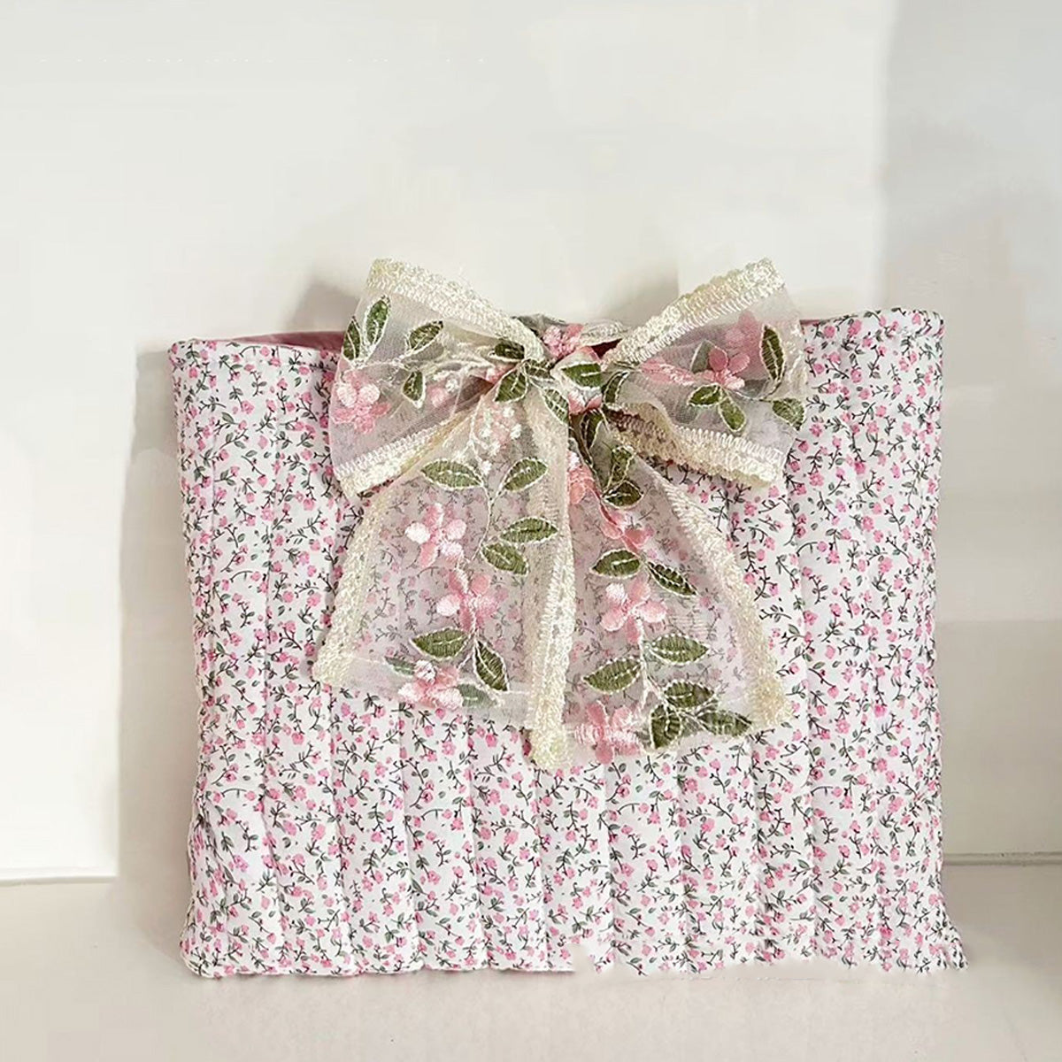 Walk By Faith Bible Cover Bow-tie Drawstring Bag
