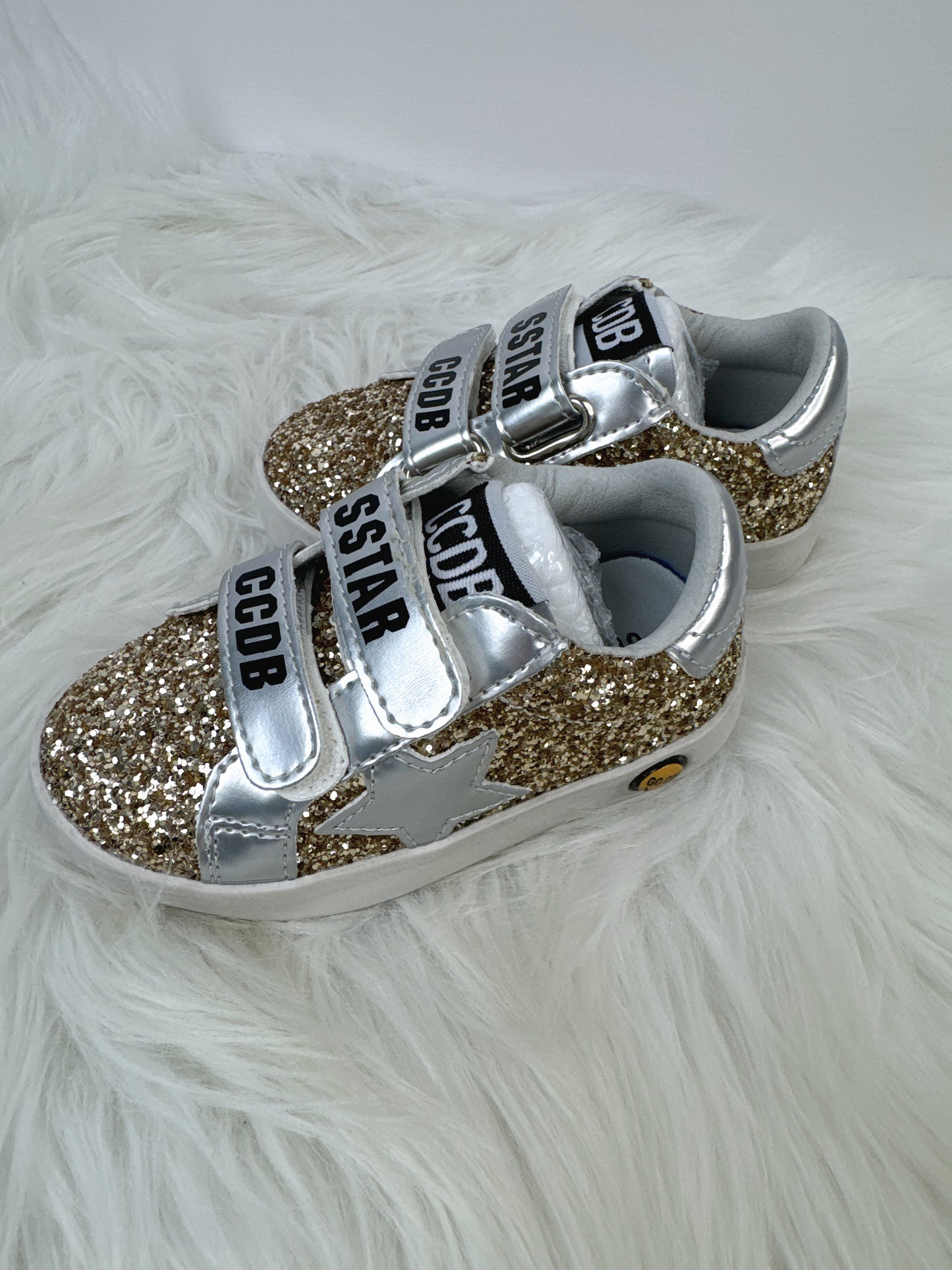Gold Sparkling Star Sneakers