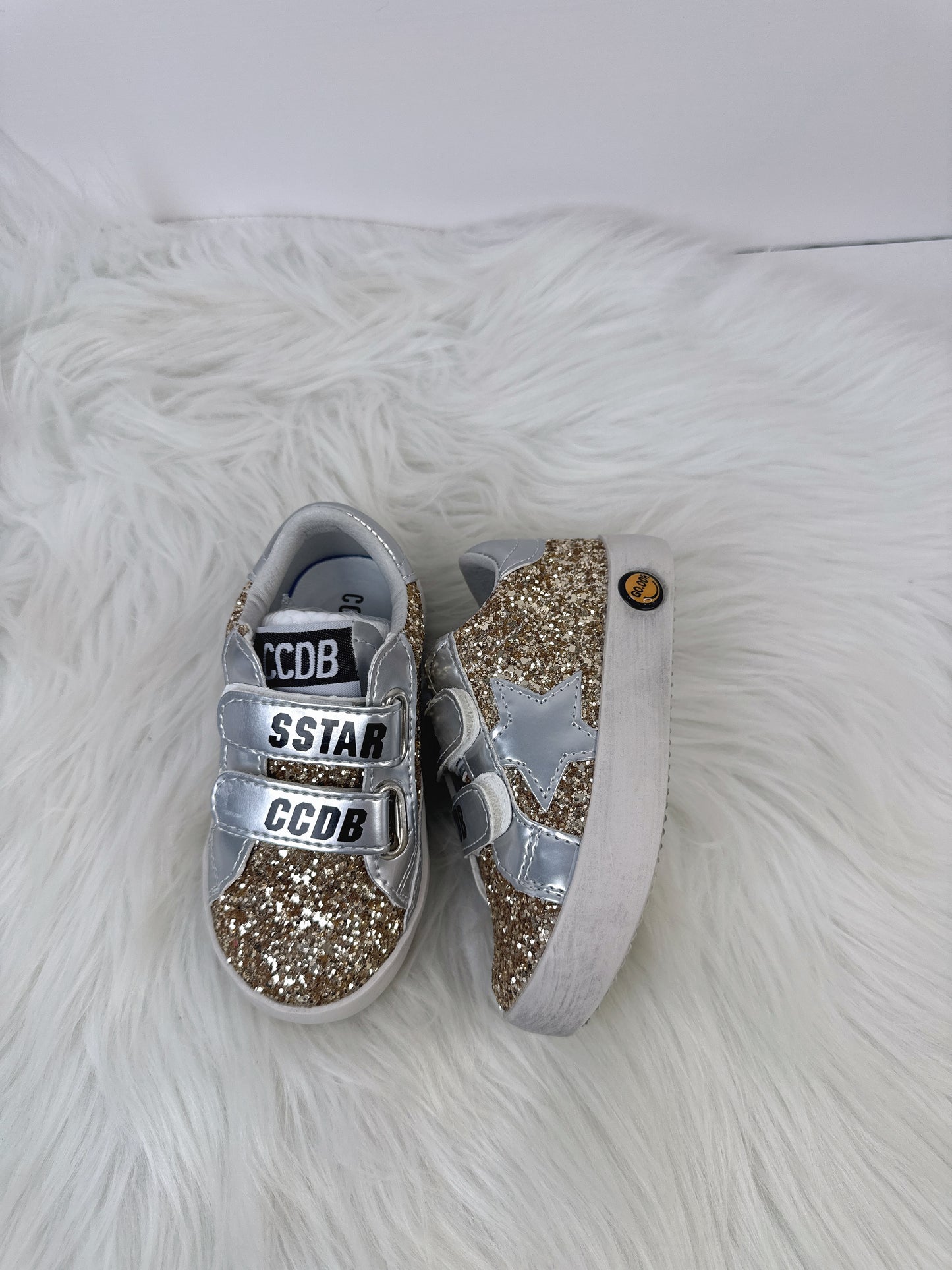 Gold Sparkling Star Sneakers