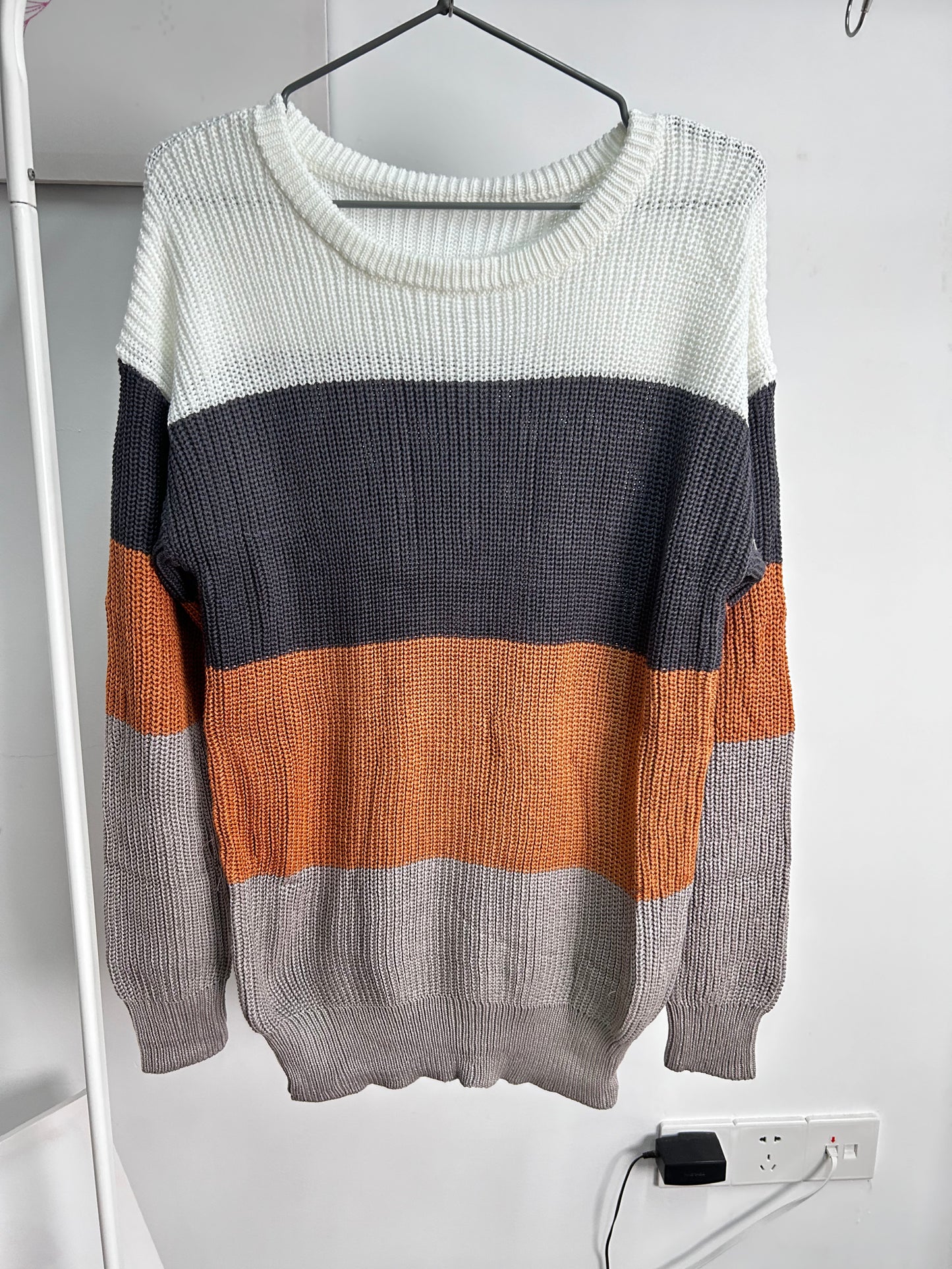 Knitted O-neck Pullover Sweater