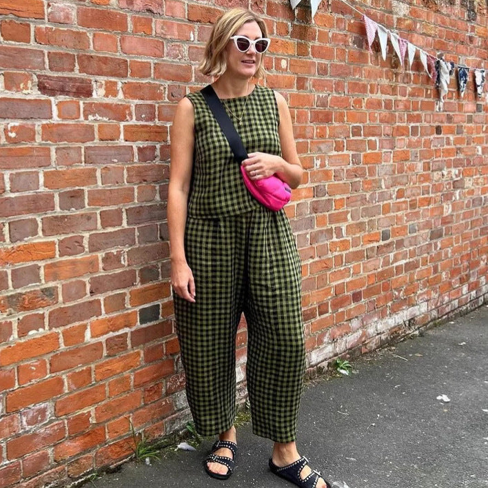 Women's Printed Plaid Sleeveless Vest and Trousers Suit