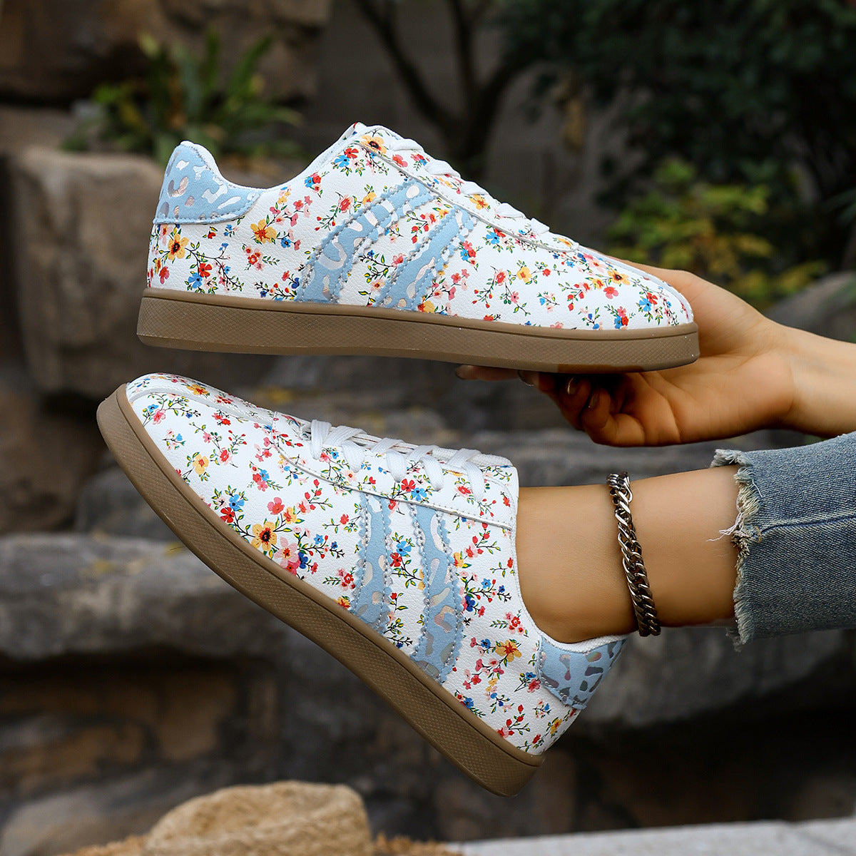 Floral Print Color Block Detail Lace Up Shoes