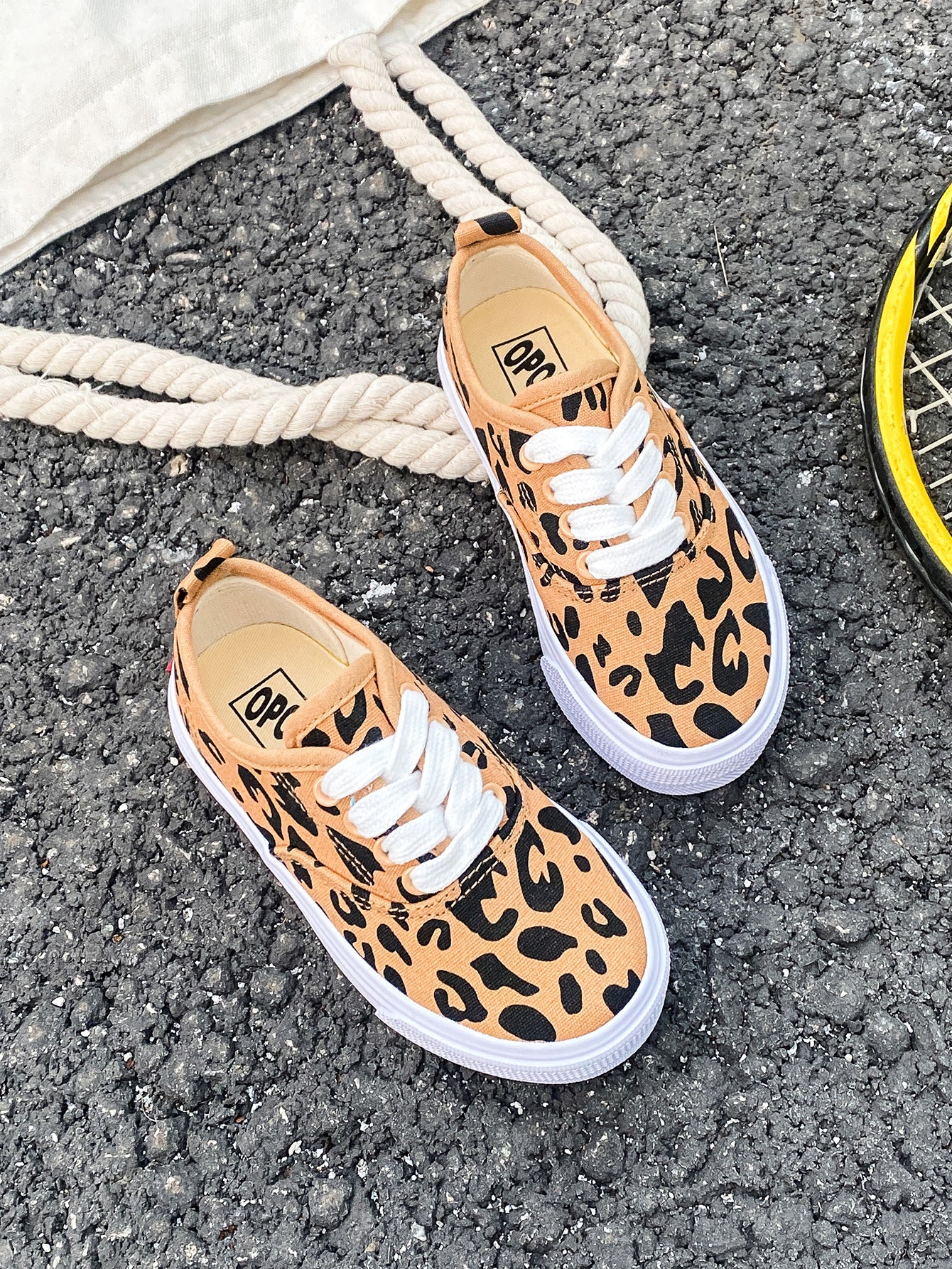Kid's Canvas Lace-up Shoes