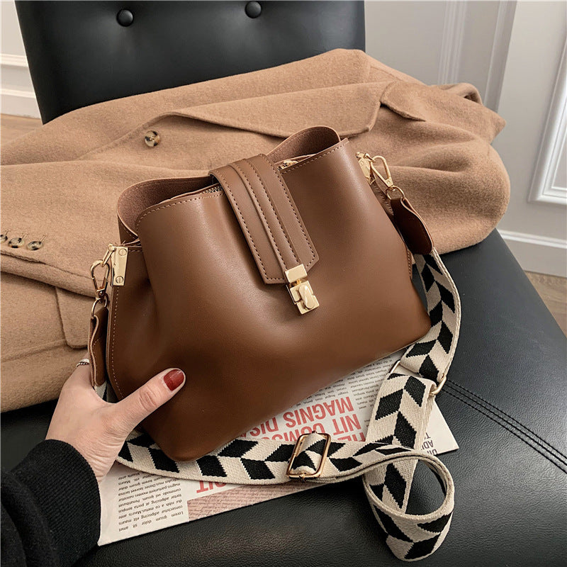 Women's Bucket Bag Sewing Ladies Shoulder Bag