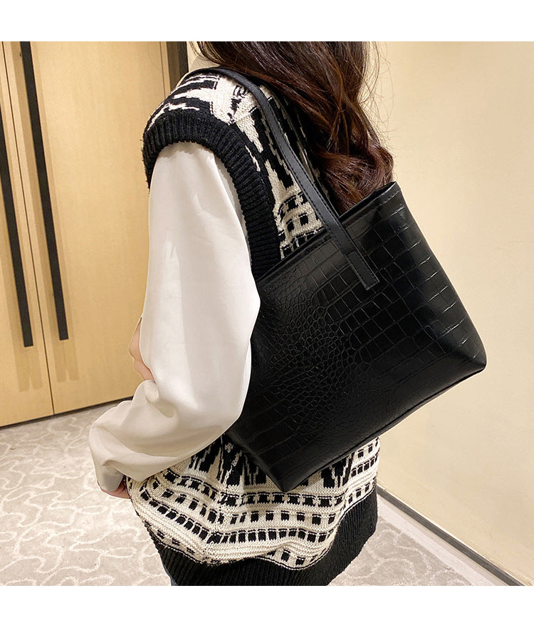 Quilted PU Leather Shoulder Bag