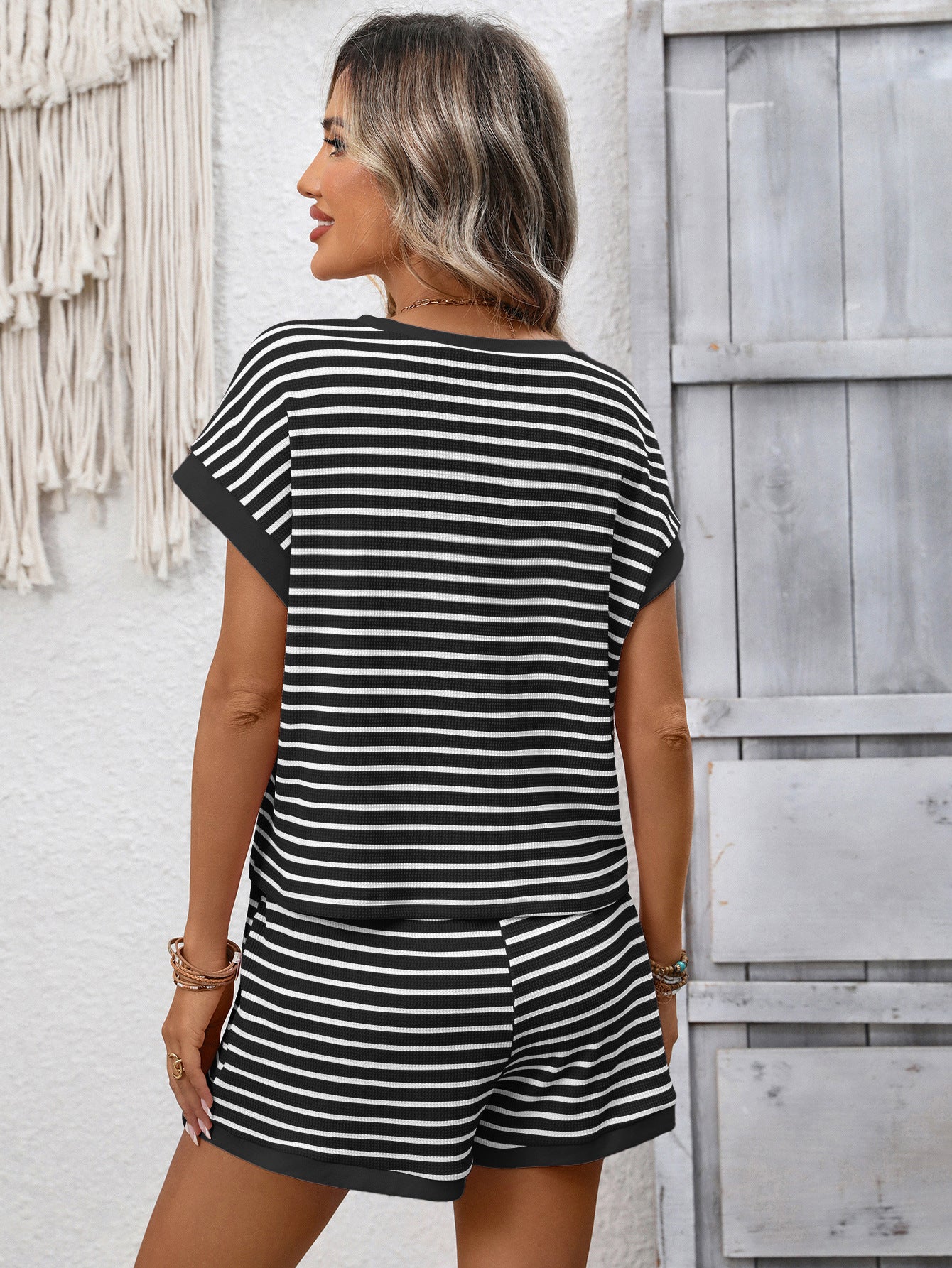 The Color-Blocked Striped Short Set