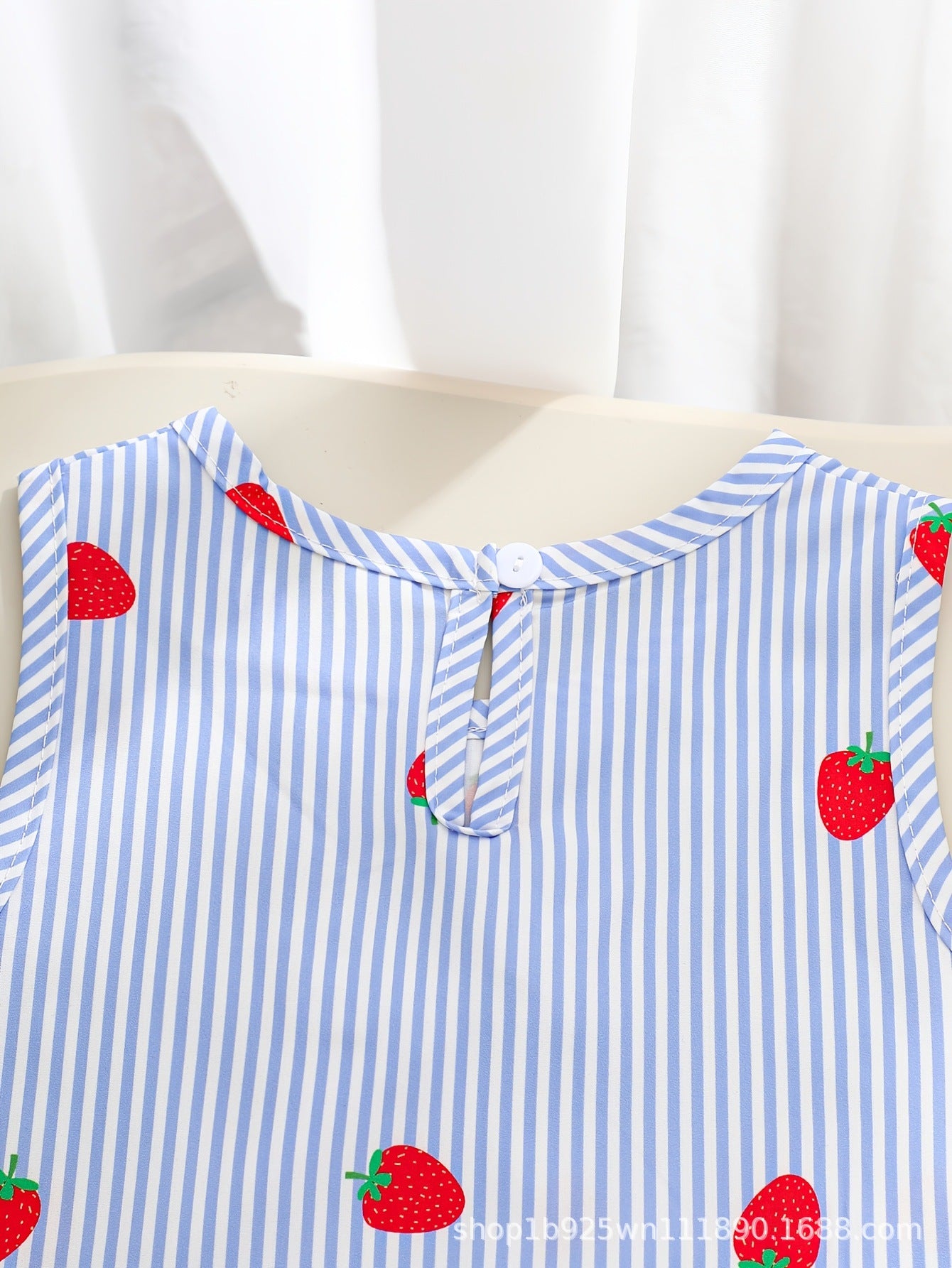 Strawberries and Bows set
