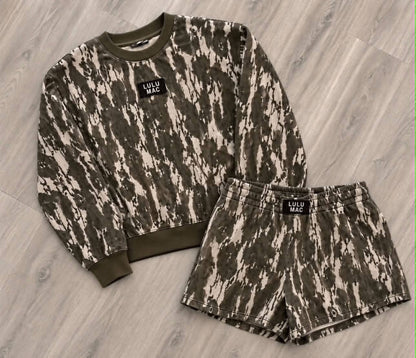 Trendy Army Green Camouflage Printed Lounge Set