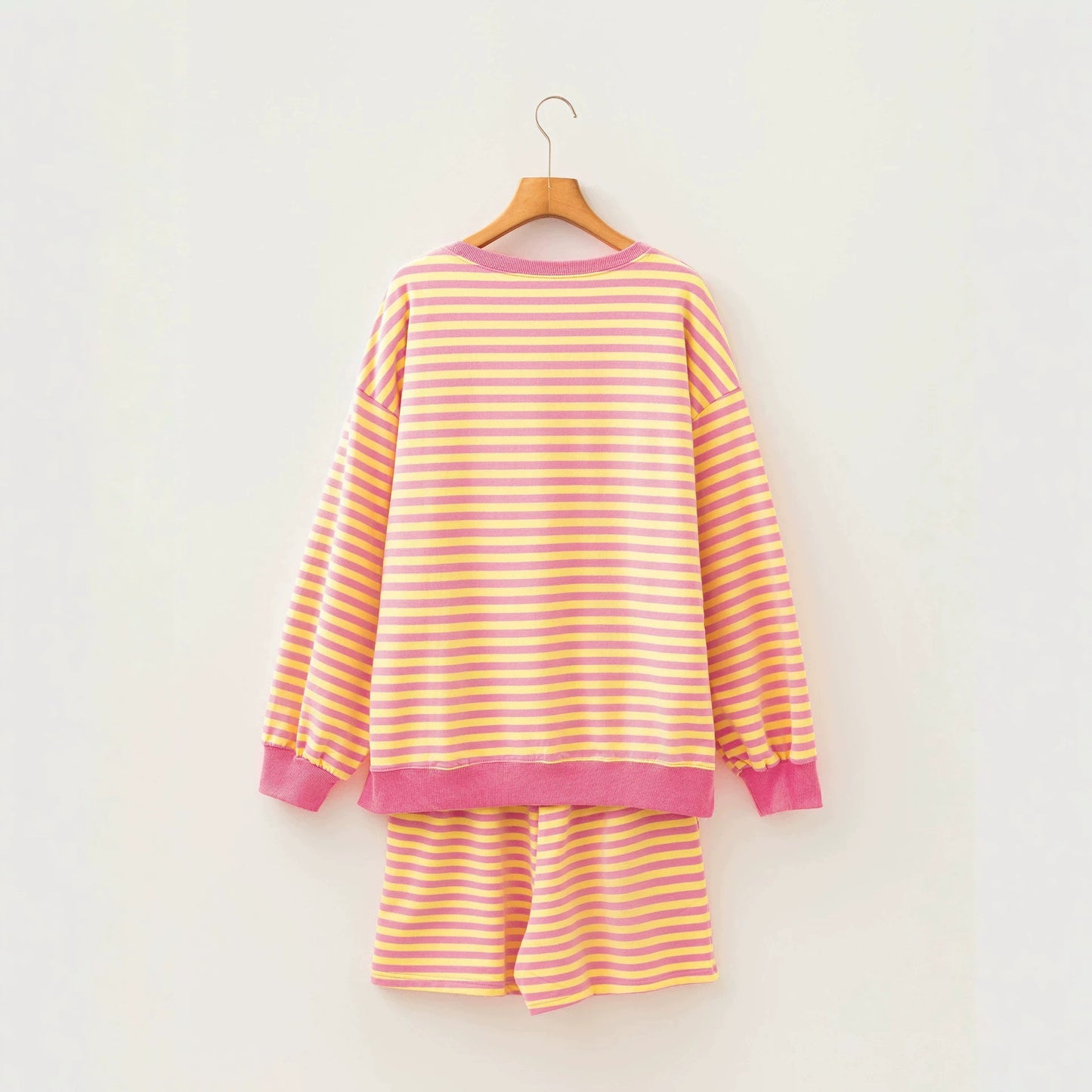 Yellow Stripe Color Block Trim Round Neck Long Sleeve Top Casual Shorts 2pcs Set