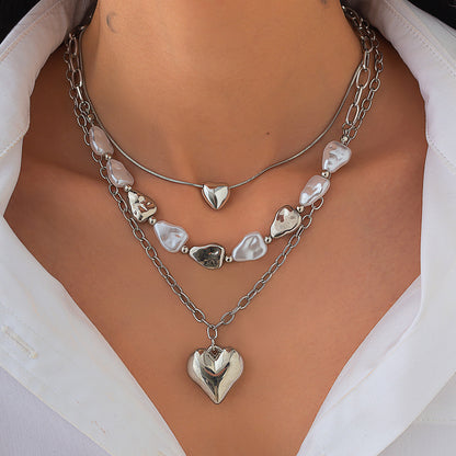Plated Layered Heart Pendant Irregular Pearl Layered Necklace