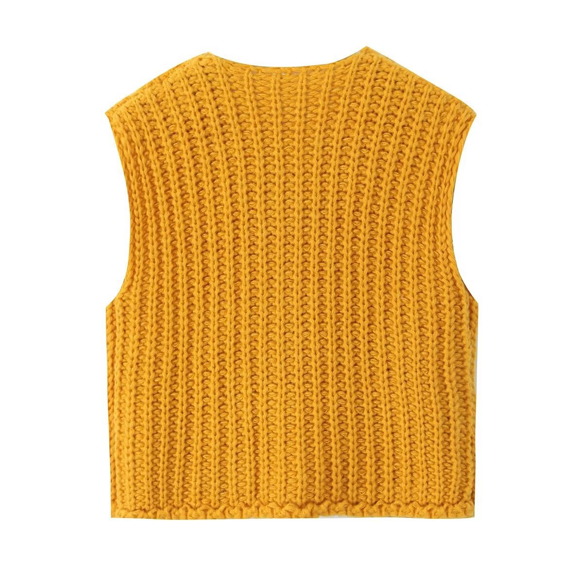 Sleeveless Button Knitted Top