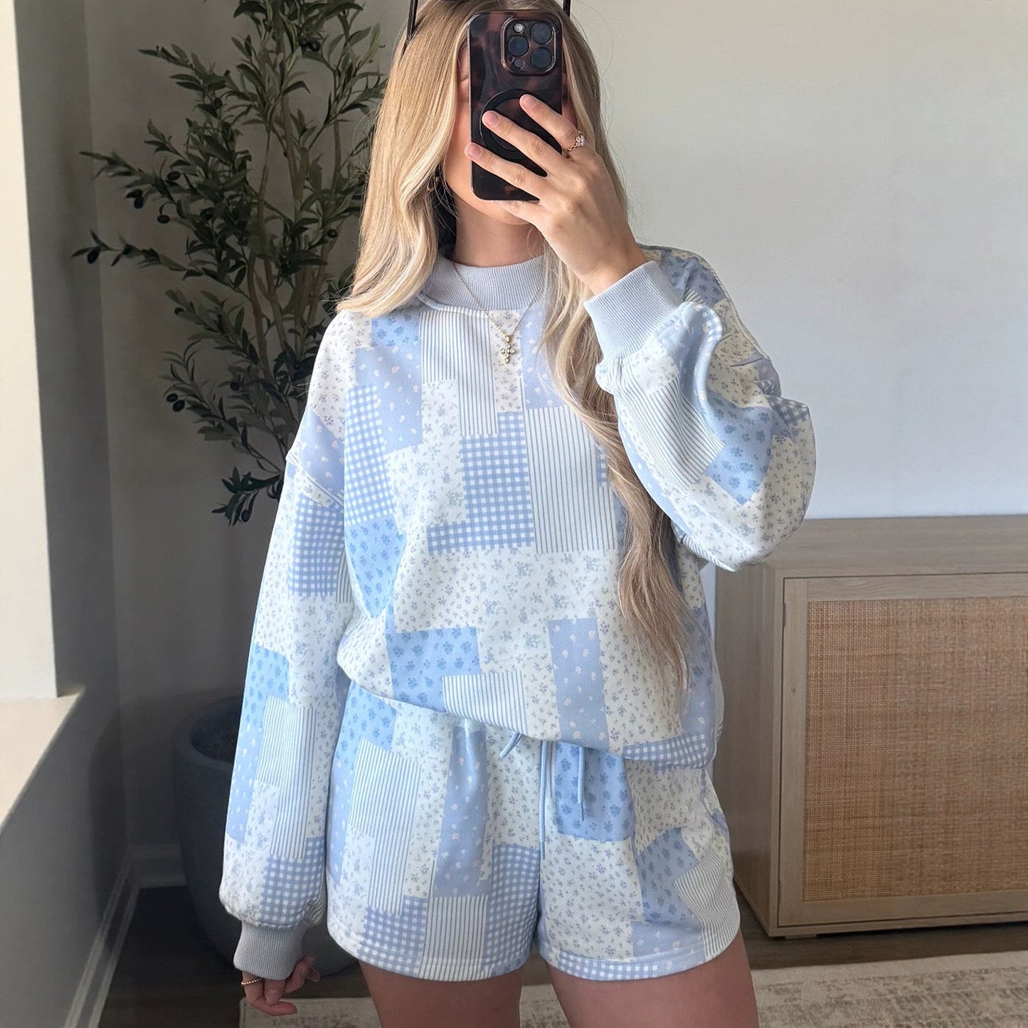 Sky Blue Patchwork Floral Print Drop Shoulder Baggy Pullover Drawstring Shorts Set