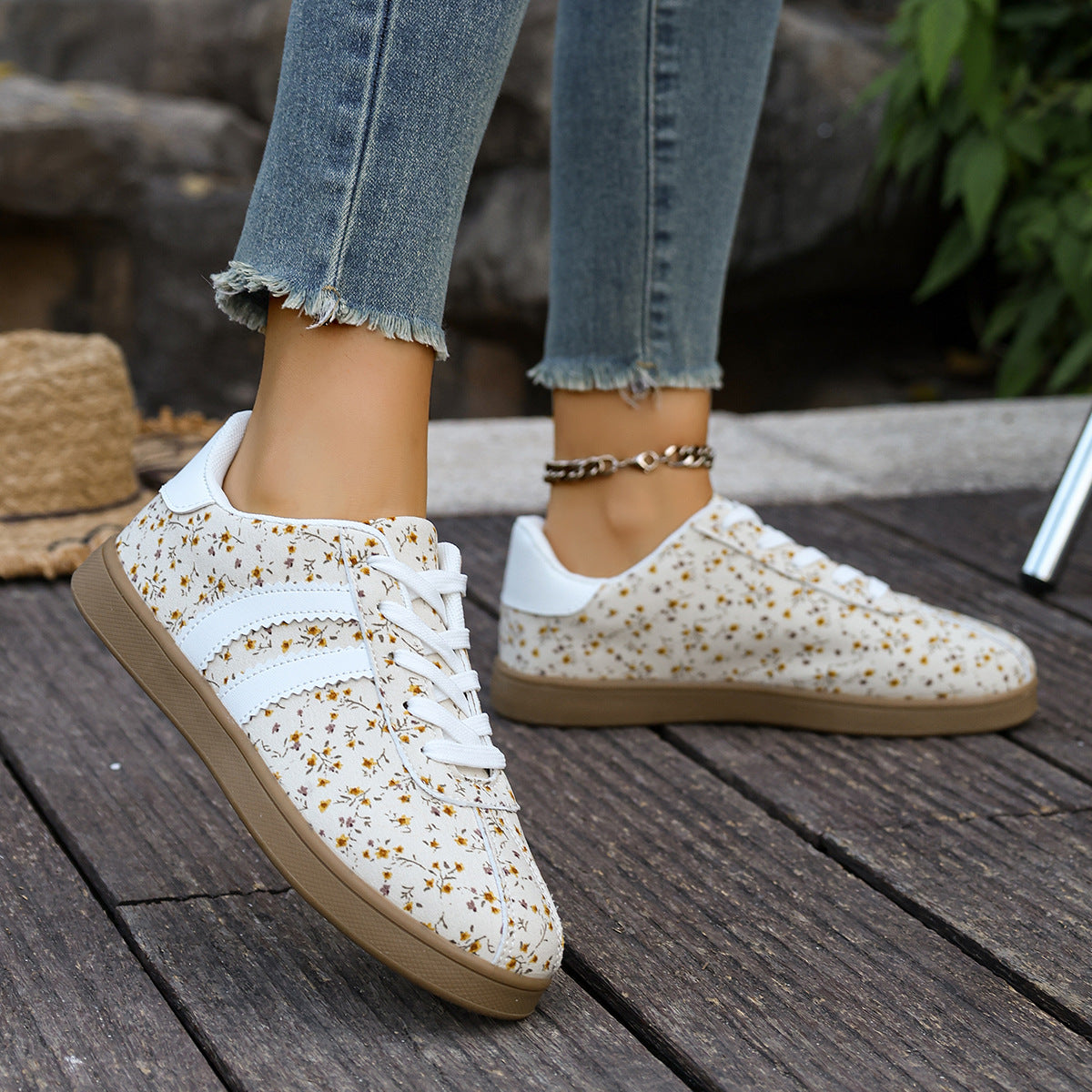 Floral Print Color Block Detail Lace Up Shoes
