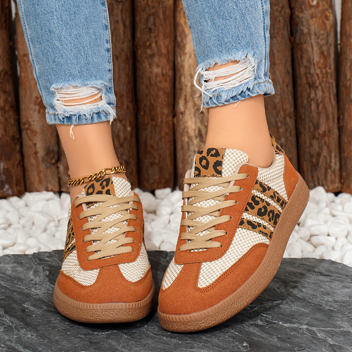 Vagen Leather Leopard Patchwork Flat Sneakers